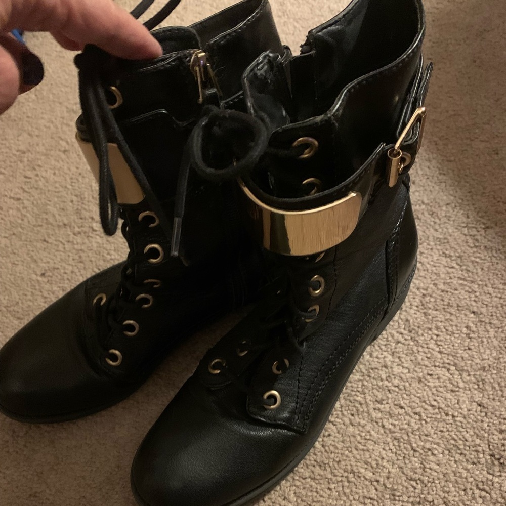 Leather Guess Boots